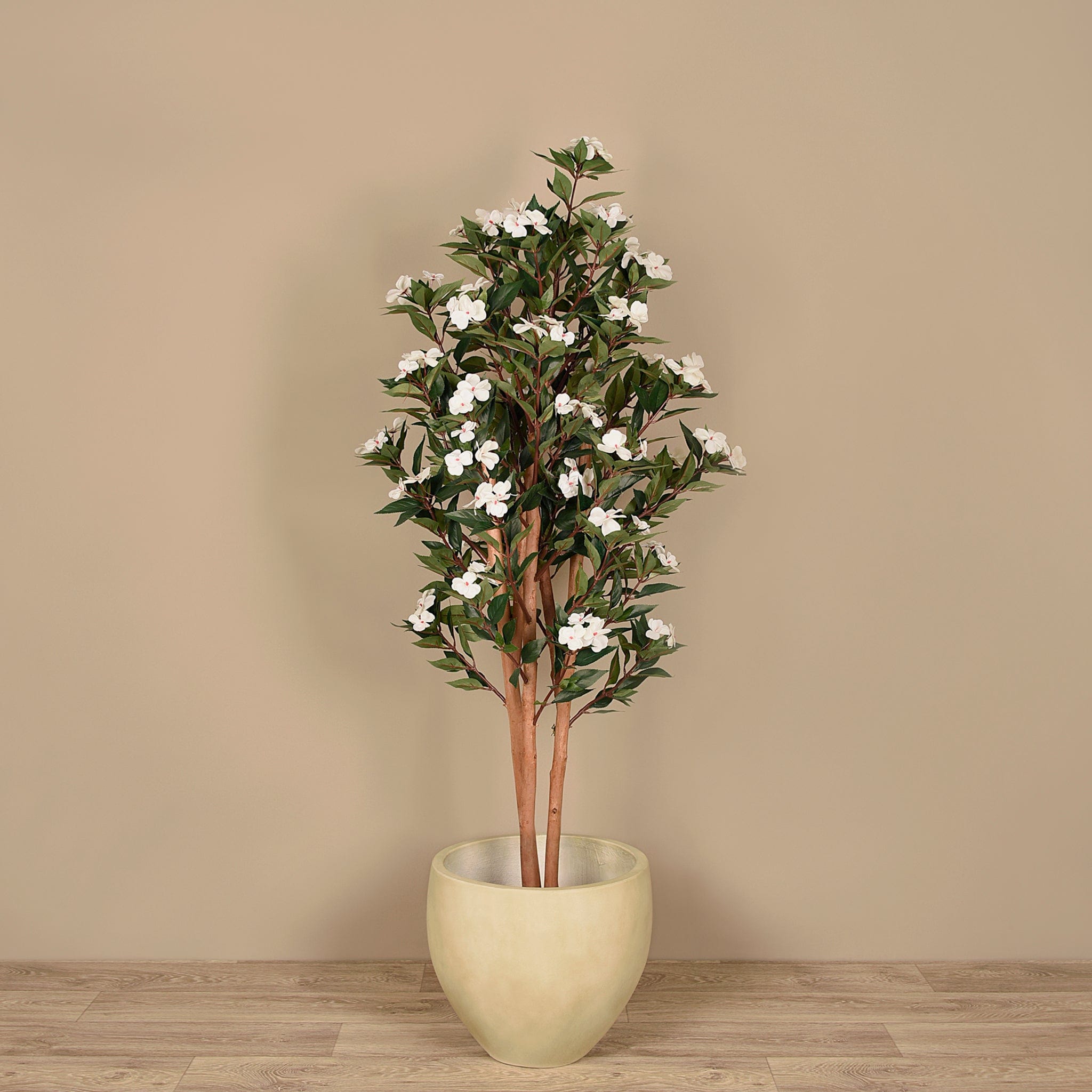 شجرة إمباتينز اصطناعية