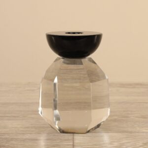 حامل للشموع