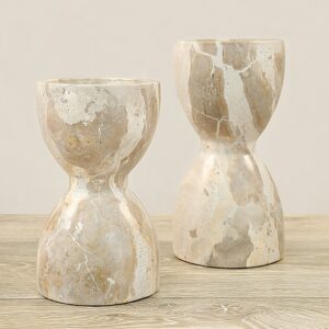 حامل للشموع