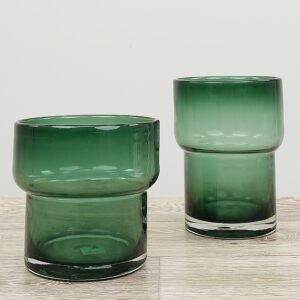 إناء زجاجي للزهور