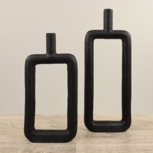 مزهرية مزخرفة للزهور