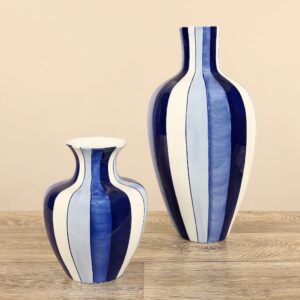 فازة سيراميكية أنيقة