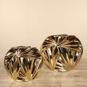 مزهرية من السيراميك