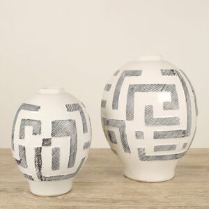 مزهرية من السيراميك