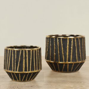 وعاء سيراميكي مستدير