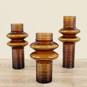 مزهرية زجاجية شفافة