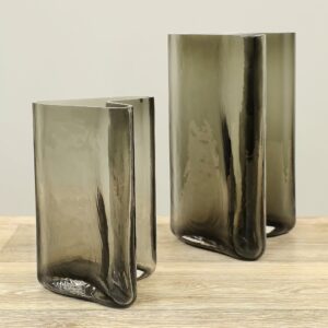 فازة زجاجية