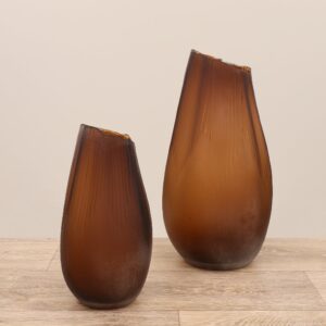 مزهرية زجاجية شفافة