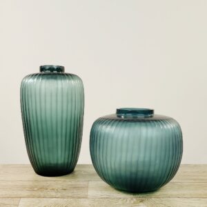 زجاج منفوخ يدويًا