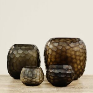 زجاج منفوخ يدويًا