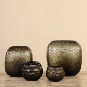 زجاج منفوخ يدويًا