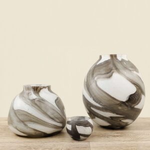 فازة زجاجية