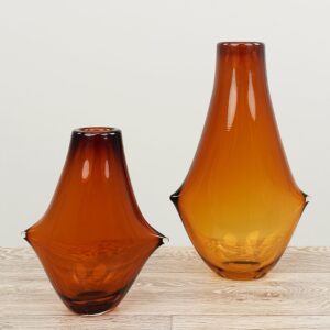 مزهرية من الزجاج