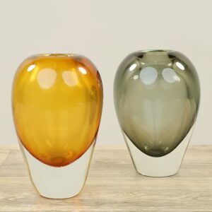 مزهرية من الزجاج