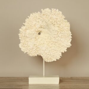 مجسم شعاب مرجانية على قاعدة