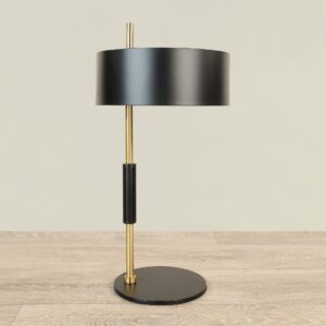 مصباح مكتبي