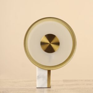 أباجورة من المعدن