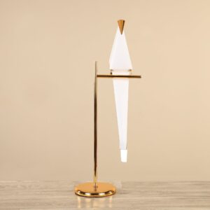 مصباح طاولة معدني - 24895