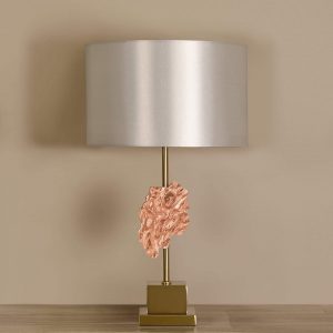 مصباح معدني