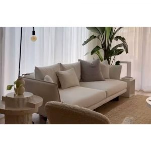 أريكة بمقعدين بتصميم بسيط