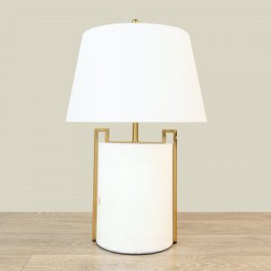 مصباح طاولة من الرخام