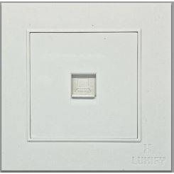 فيشة هاتف لوكسيفاي أبيض