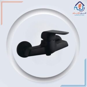 صنبور شطاف للحمام باللون الأسود