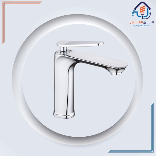 خلاط مغسلة قصير بتشطيب كرومي مقاوم للصدأ — تصميم فخم