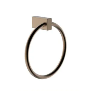 علاقة مناشف دائرية من ترادكس بطبقة كروم ولمسة نهائية نحاسية