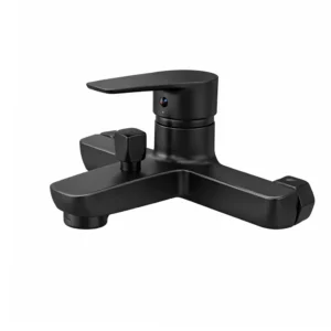 خلاط حوض استحمام دينيس الحائطي — تصميم أسود مطفي أنيق، ذراع واحد بمحوّل مزدوج، جودة ألمانية فاخرة