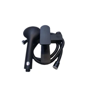 خلاط بانيو أسود هاجن — تحكم دقيق بمزج المياه للحمامات العصرية