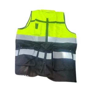 سترة عاكسة فسفورية عالية الظهور بشريطين عاكسين — حماية مثلى لعمال الطرق والمواقع | BRC