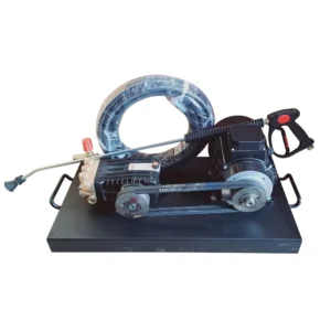 Integrated electric high-pressure washer for surface cleaning systems — Professional