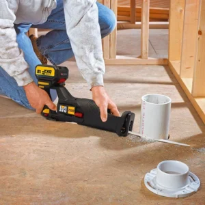 منشار ترددي لاسلكي 18 فولت بمحرك بلا فحمات — CAT DX52