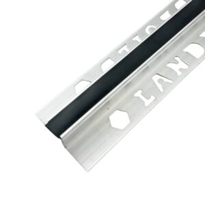 فاصل تمدد أسود طول 2.5 م ارتفاع 20 مم — FL001-B1-20H | LANDBUILD