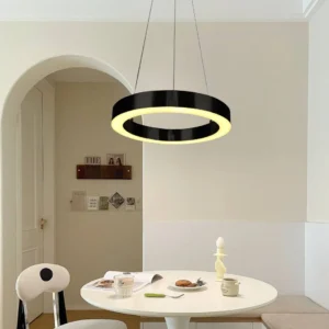 تعليقة مودرن بقاعدة واحدة — أسود، إضاءة صفراء 25 واط، قطر 40 سم