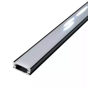 بروفايل أسود بطول 3 أمتار بدون شفة