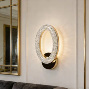 أبليك حائط مودرن باللون الذهبي — 3 لمبات بقدرة 5 واط