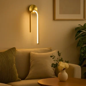 أبليك حائط مودرن بلون زيتوني — 3 مصابيح × 7 واط، قطر 500 مم