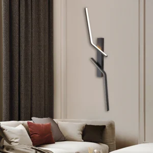 أبليك جداري مودرن أسود - 3 إضاءات 9 واط - مقاس 80 سم