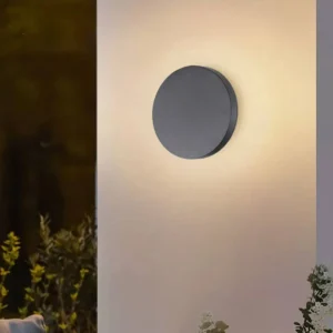 كشاف بوابة أسود 6 واط إضاءة صفراء