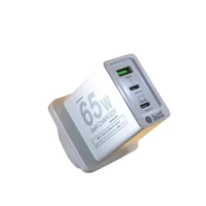 شاحن حائط الفنار 65 واط بتقنية GaN — 3 منافذ (2x USB‑C، 1x USB‑A) — أبيض
