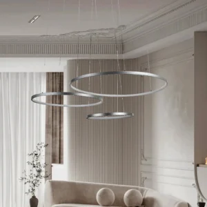 نجفة مودرن ثلاث حلقات فضية بإضاءة صفراء 75 واط