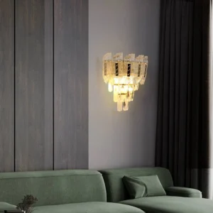 إضاءة حائط مودرن بلون ذهبي لمبة E14 واحدة