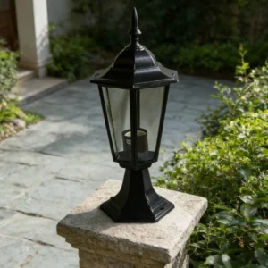 فانوس زجاجي صغير سداسي أسود بمقبس E27 — تصميم ساحر