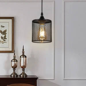 Modern single pendant lamp, black, with E27 base