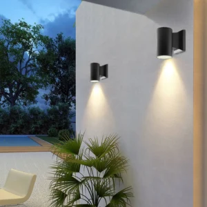 كشاف بوابة أسود بمقبس لمبة GU10 مفرد