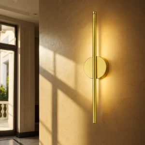 أبليك جداري مودرن ذهبي ثلاثي LED 5 واط بطول 600 مم — تصميم فاخر للمداخل والديكور الداخلي