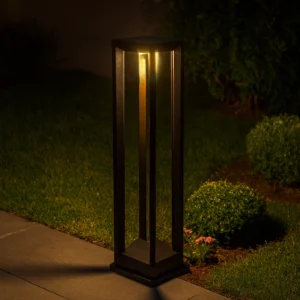 عامود حديقة خارجي مربع مجوف أسود مع إضاءة LED صفراء — 80 سم