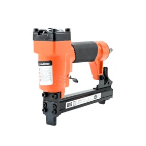 دباسة مسامير هوائية TOTAL — قوة تثبيت عالية لأعمال النجارة والتشطيب والتنجيد